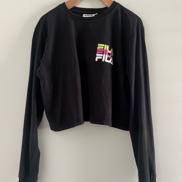 Fila Tops - Y2K Fila Long Sleeve Super Soft Black Crop Tee Multicolor Logo Sz S